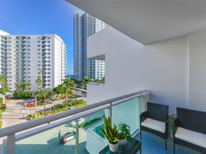 3000 S Ocean Dr 514, Hollywood FL 33019