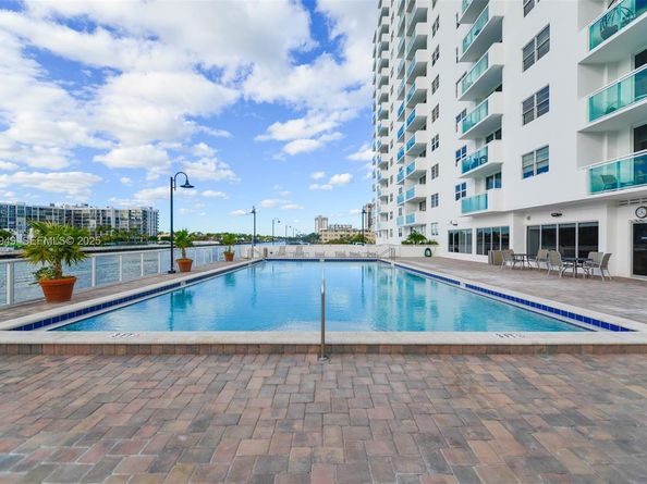 3000 S Ocean Dr 514, Hollywood FL 33019