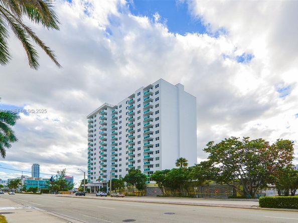 3000 S Ocean Dr 514, Hollywood FL 33019