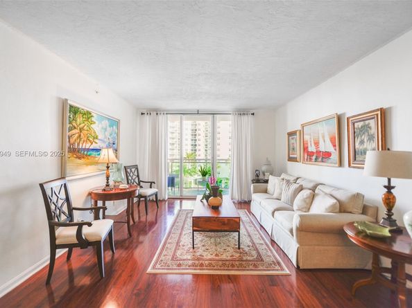 3000 S Ocean Dr 514, Hollywood FL 33019