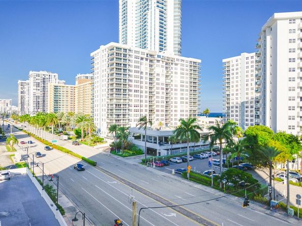 3000 S Ocean Dr 514, Hollywood FL 33019