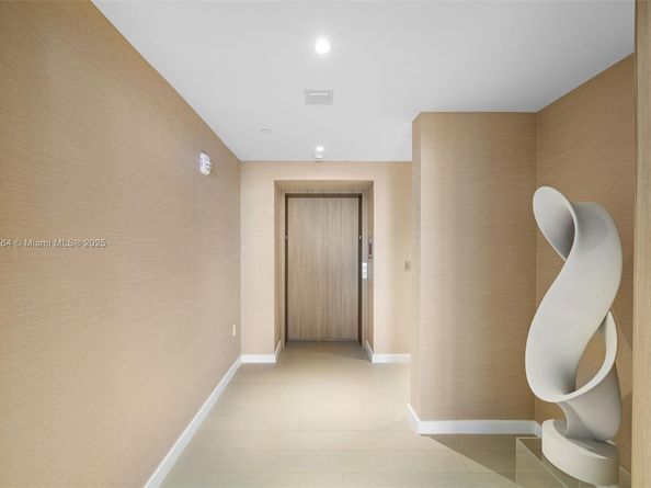 500 Alton 3402.03, Miami Beach FL 33139