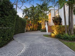 1880 S Bayshore Dr, Miami FL 33133