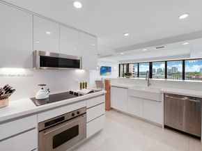 2 Grove Isle Dr B1108, Miami FL 33133