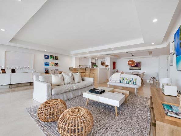 2 Grove Isle Dr B1108, Miami FL 33133