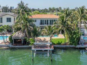 425 N Shore Dr, Miami Beach FL 33141