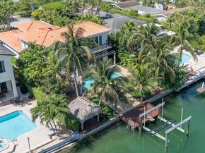 425 N Shore Dr, Miami Beach FL 33141