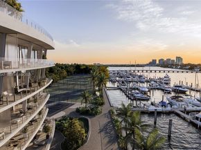 5 Grove Isle Drive PHL05, Coconut Grove FL 33133