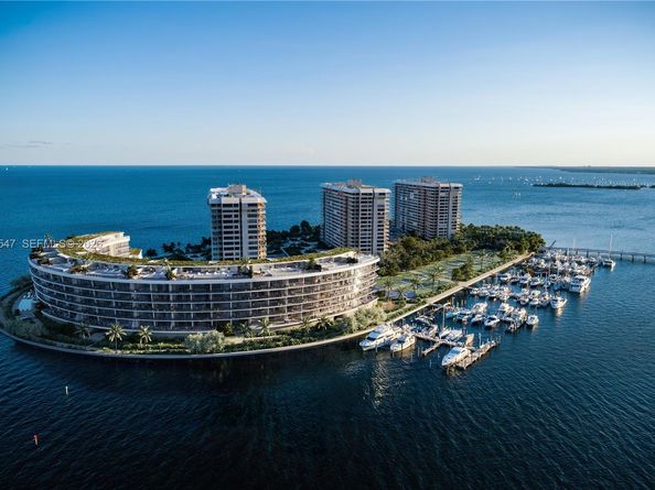 5 Grove Isle Drive PHL05, Coconut Grove FL 33133