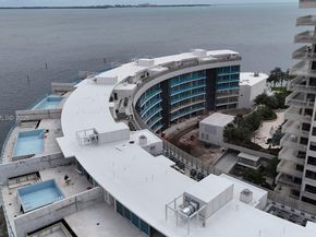 5 Grove Isle Drive PHL05, Coconut Grove FL 33133