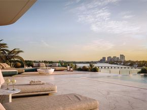 5 Grove Isle Drive PHL05, Coconut Grove FL 33133