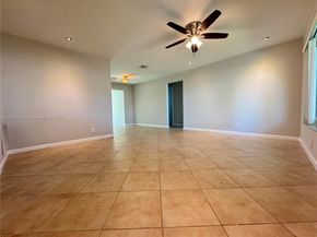 6004 NW 70th Ave, Tamarac FL 33321