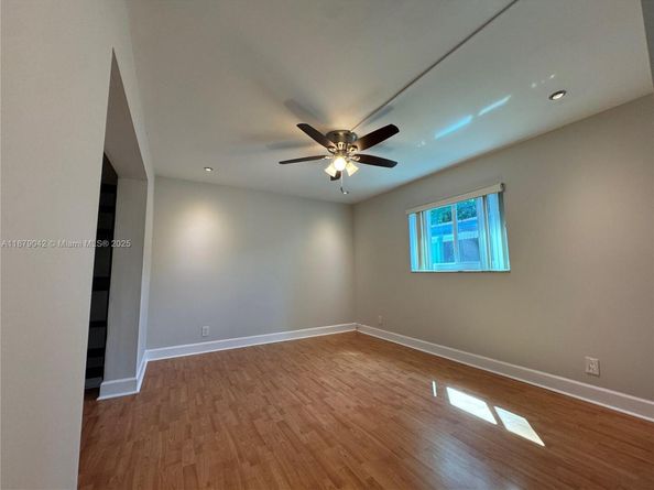 6004 NW 70th Ave, Tamarac FL 33321