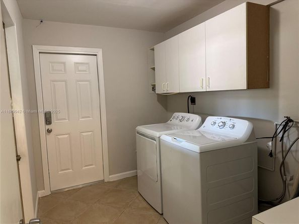 6004 NW 70th Ave, Tamarac FL 33321