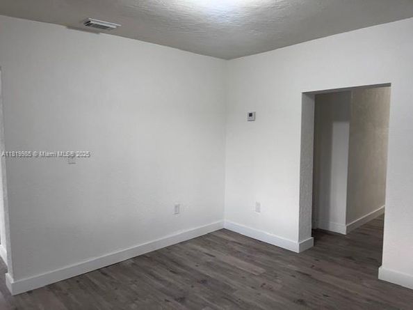 21221 SW 120 Ave, Miami FL 33177