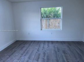 21221 SW 120 Ave, Miami FL 33177