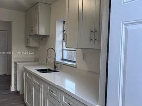 21221 SW 120 Ave, Miami FL 33177