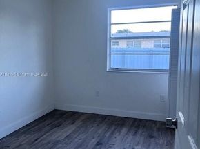 21221 SW 120 Ave, Miami FL 33177