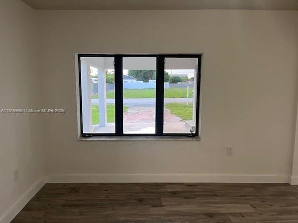 21221 SW 120 Ave, Miami FL 33177