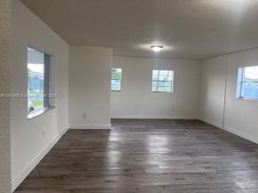 21221 SW 120 Ave, Miami FL 33177