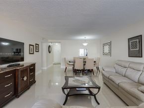 420 NE 12th Ave 208, Hallandale Beach FL 33009