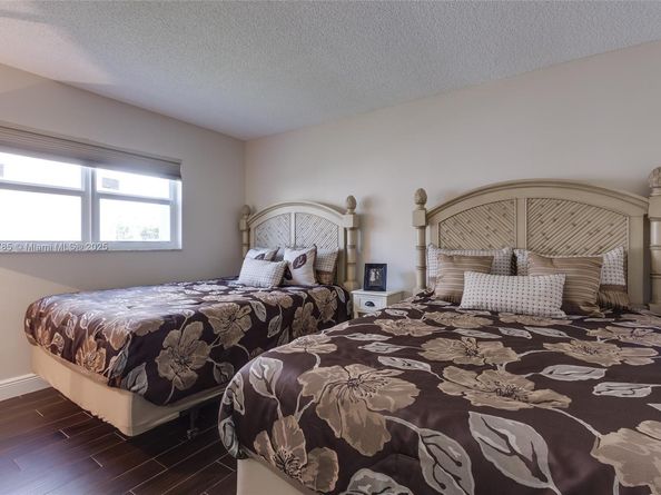 420 NE 12th Ave 208, Hallandale Beach FL 33009