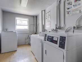 420 NE 12th Ave 208, Hallandale Beach FL 33009