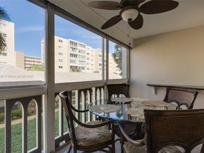 420 NE 12th Ave 208, Hallandale Beach FL 33009