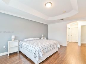 11227 NW 73rd Ter, Doral FL 33178