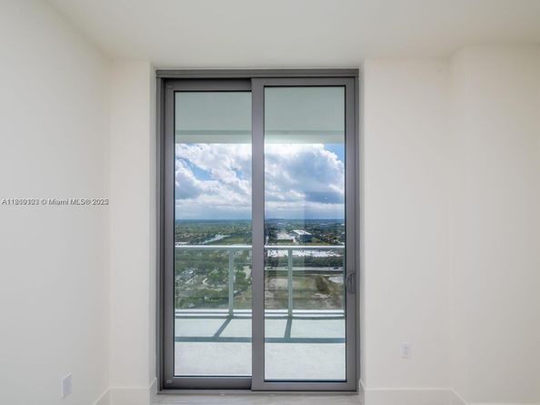 2000 Metropica Way 2509, Sunrise FL 33323