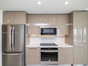 2000 Metropica Way 2509, Sunrise FL 33323