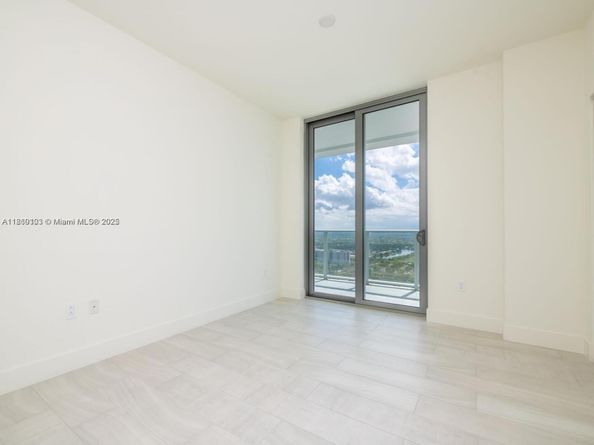 2000 Metropica Way 2509, Sunrise FL 33323
