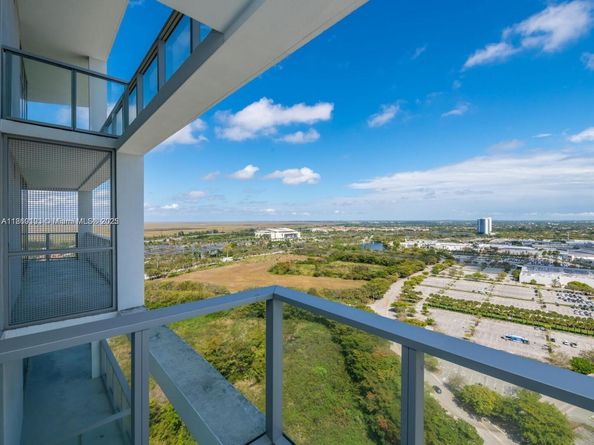 2000 Metropica Way 2509, Sunrise FL 33323