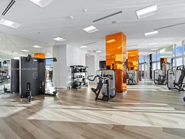 2000 Metropica Way 2509, Sunrise FL 33323