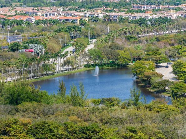 2000 Metropica Way 2509, Sunrise FL 33323