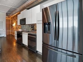 1700 Meridian Ave 304, Miami Beach FL 33139