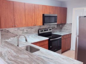 654 SW 106th Ave 1502, Pembroke Pines FL 33025