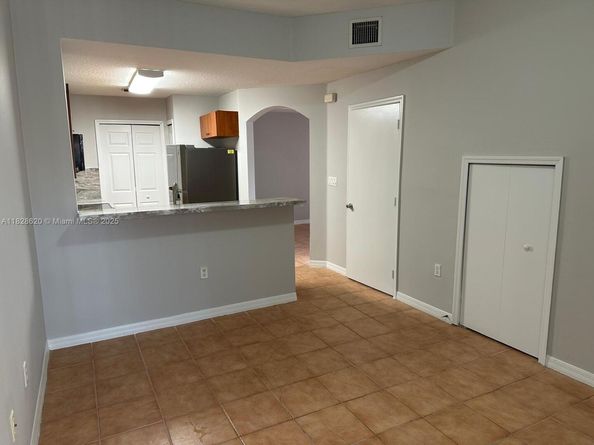654 SW 106th Ave 1502, Pembroke Pines FL 33025