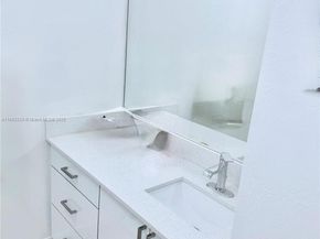 6425 SW 116th Pl E, Miami FL 33173