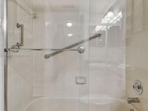 7145 N Huntington Ln 205, Delray Beach FL 33446