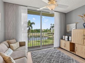 7145 N Huntington Ln 205, Delray Beach FL 33446