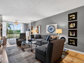 7145 N Huntington Ln 205, Delray Beach FL 33446