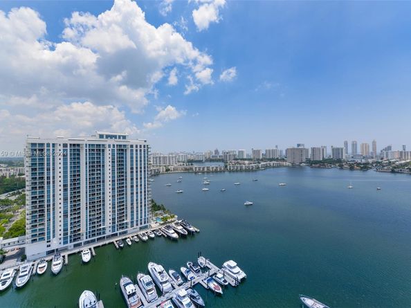 17111 Biscayne Blvd 2303, North Miami Beach FL 33160