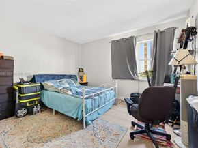 401 Golden Isles Dr 303, Hallandale Beach FL 33009