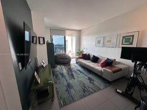 1600 NE 1st Avenue 1011, Miami FL 33132