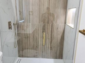 18450 NW 56th Pl, Miami Gardens FL 33055