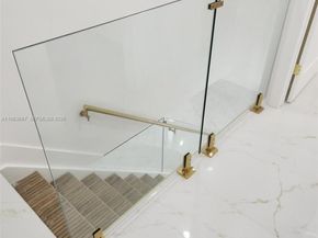 18450 NW 56th Pl, Miami Gardens FL 33055