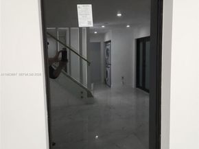 18450 NW 56th Pl, Miami Gardens FL 33055