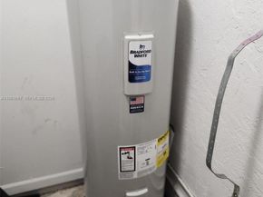 18450 NW 56th Pl, Miami Gardens FL 33055