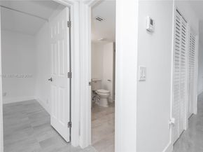 16461 Blatt Blvd 104, Weston FL 33326